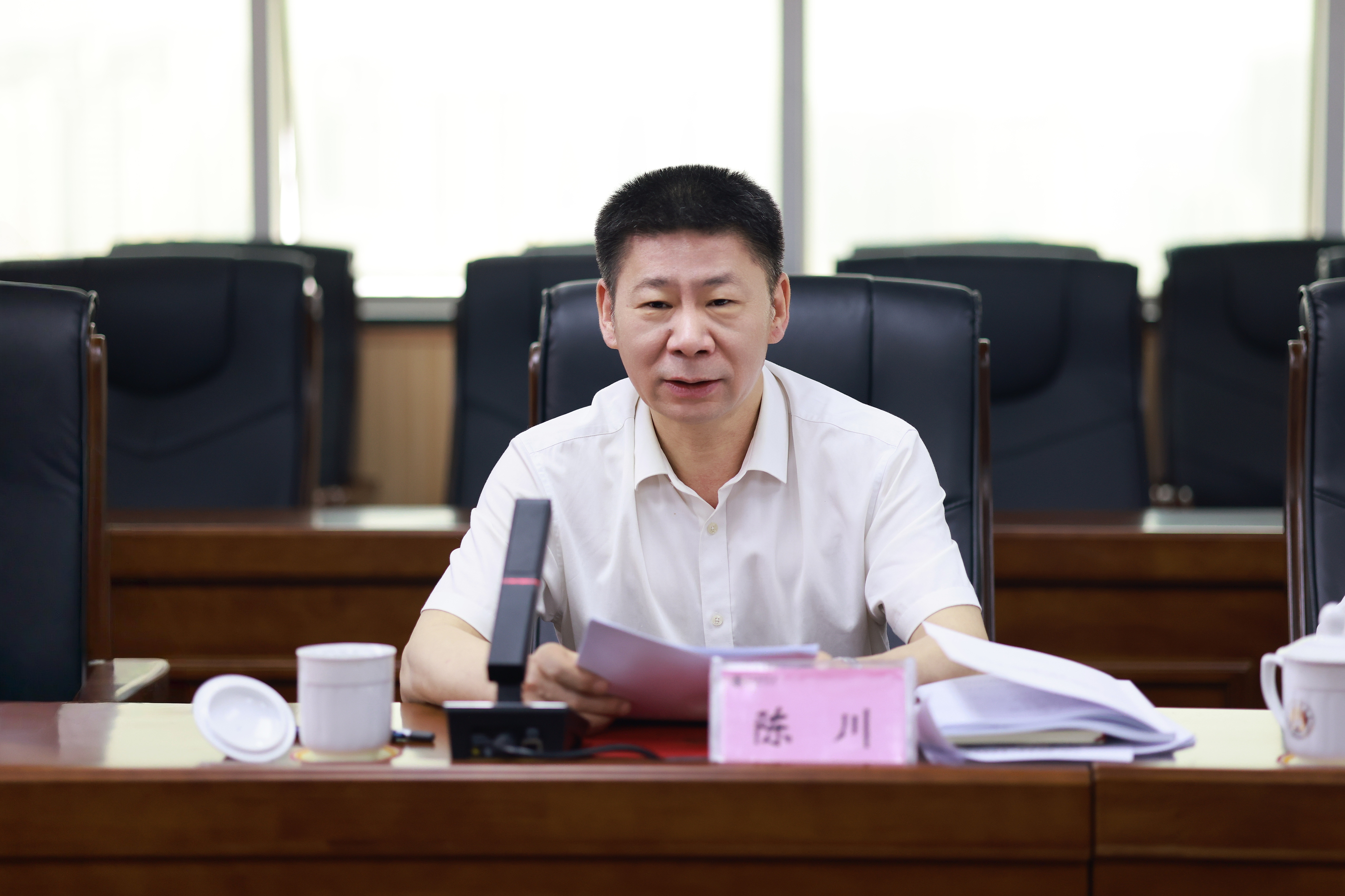 陈书记.jpg